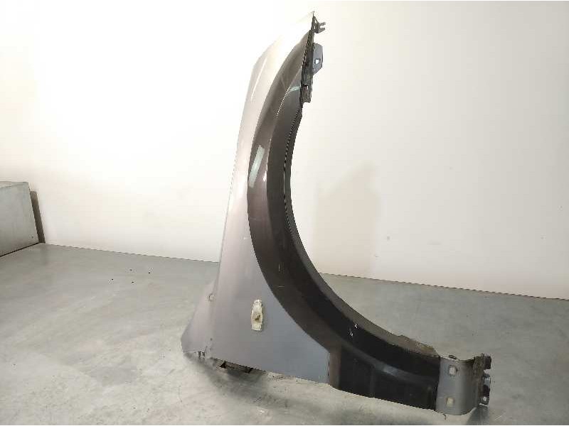 Recambio de aleta delantera derecha para kia sorento 2.5 crdi cat referencia OEM IAM 663213E141  