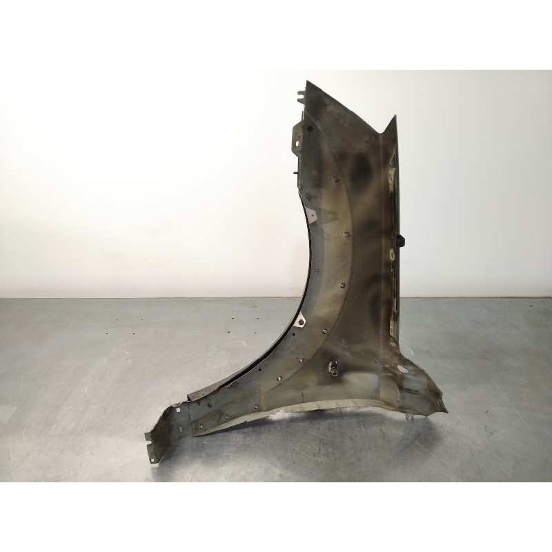 Recambio de aleta delantera derecha para kia sorento 2.5 crdi cat referencia OEM IAM 663213E141  