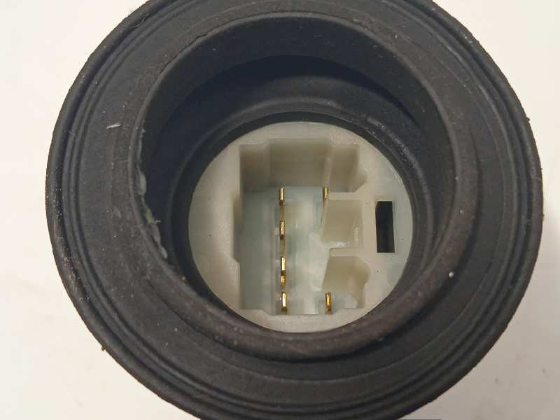 Recambio de elevalunas trasero izquierdo para lexus rx 300(mcu35) 3.0 v6 cat referencia OEM IAM 8572058010  