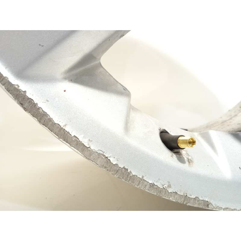 Recambio de llanta para lexus rx 300(mcu35) 3.0 v6 cat referencia OEM IAM SD15H  4261148200