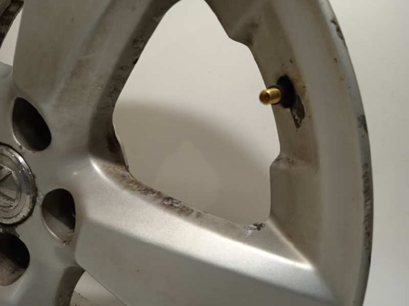 Recambio de llanta para lexus rx 300(mcu35) 3.0 v6 cat referencia OEM IAM SD15H  4261148200