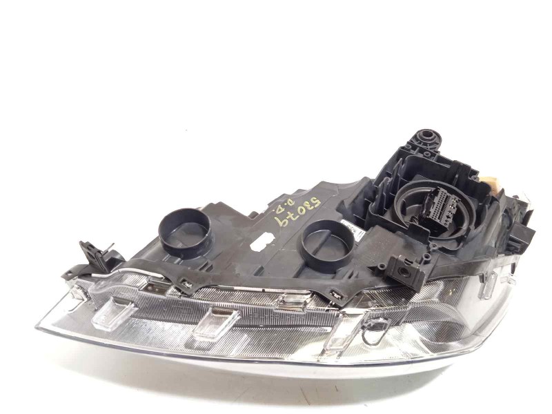 Recambio de faro derecho para seat arona fr referencia OEM IAM 6F2941008G  6F2941774