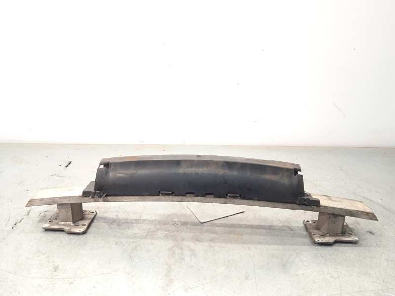 Recambio de refuerzo paragolpes delantero para citroën c4 berlina vtr plus referencia OEM IAM 7106C5  