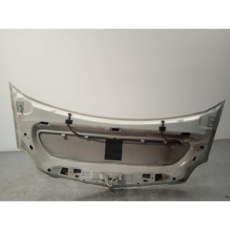 Recambio de capot para renault kangoo profesional referencia OEM IAM 7751478148  