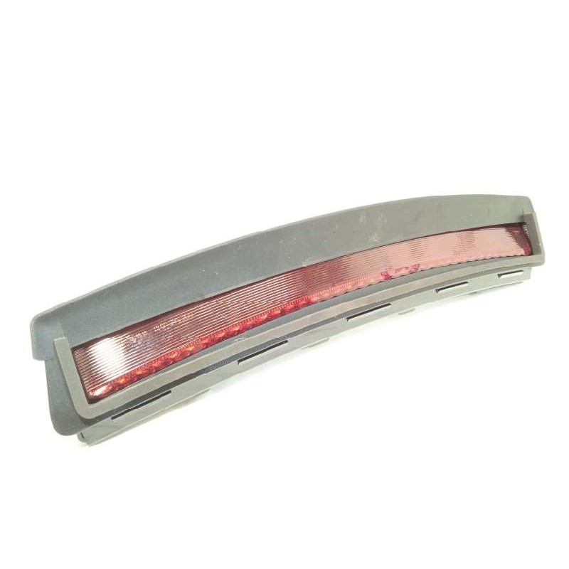 Recambio de luz central de freno para tesla model 3 rwd referencia OEM IAM 161520200A  