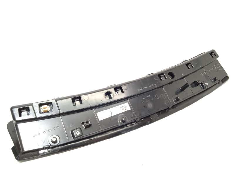 Recambio de luz central de freno para tesla model 3 rwd referencia OEM IAM 161520200A  