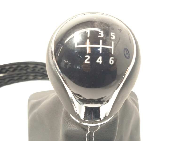 Recambio de palanca cambio para seat arona xcellence referencia OEM IAM 2Q0711049K  