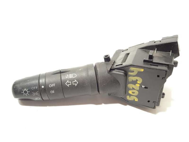 Recambio de mando luces para nissan patrol gr (y61) 3.0 16v turbodiesel cat referencia OEM IAM 255408H701  