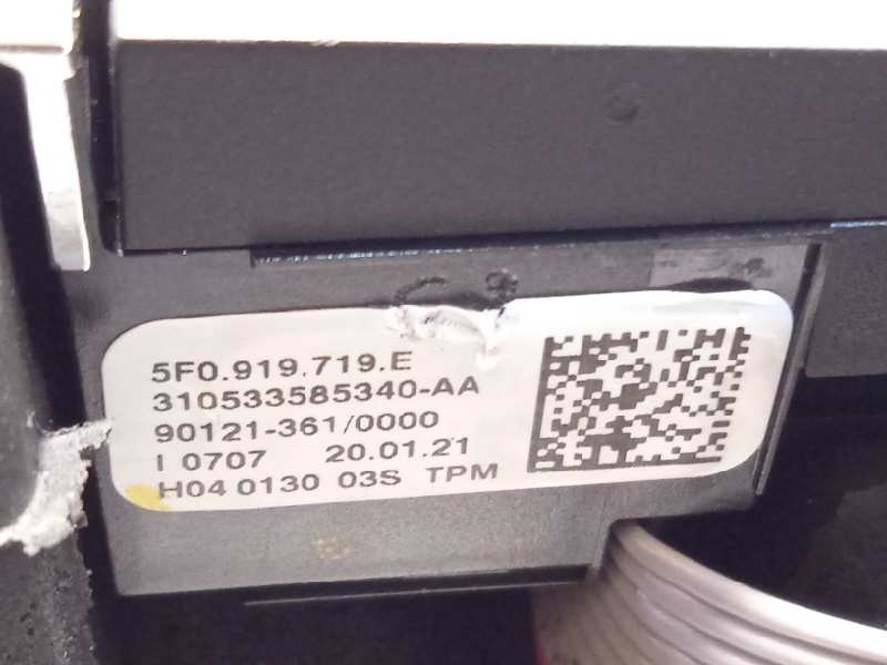 Recambio de volante para seat arona xcellence referencia OEM IAM 6F0419091B  5F0919719E