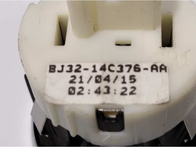 Recambio de interruptor para land rover evoque 2.2 td4 cat referencia OEM IAM BJ3214C376AA  