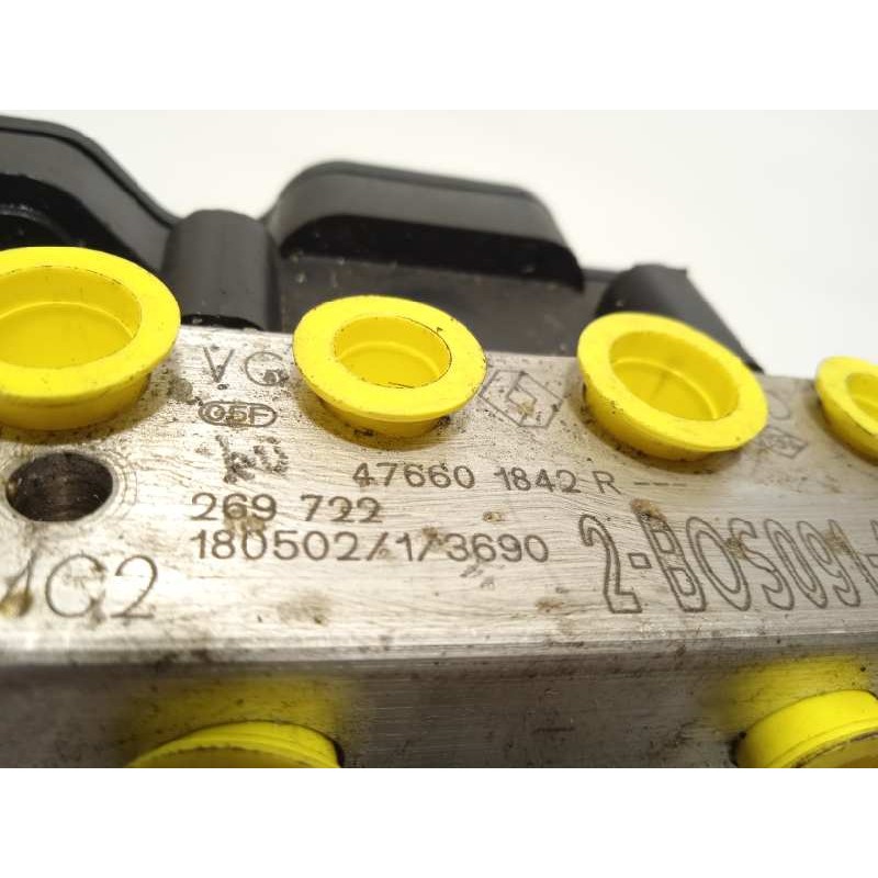 Recambio de abs para renault captur dynamique referencia OEM IAM 476601842R 2265106455 269722