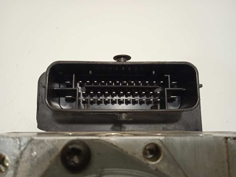 Recambio de abs para kia cee´d drive referencia OEM IAM 58920A2230 6158945200 A258920800