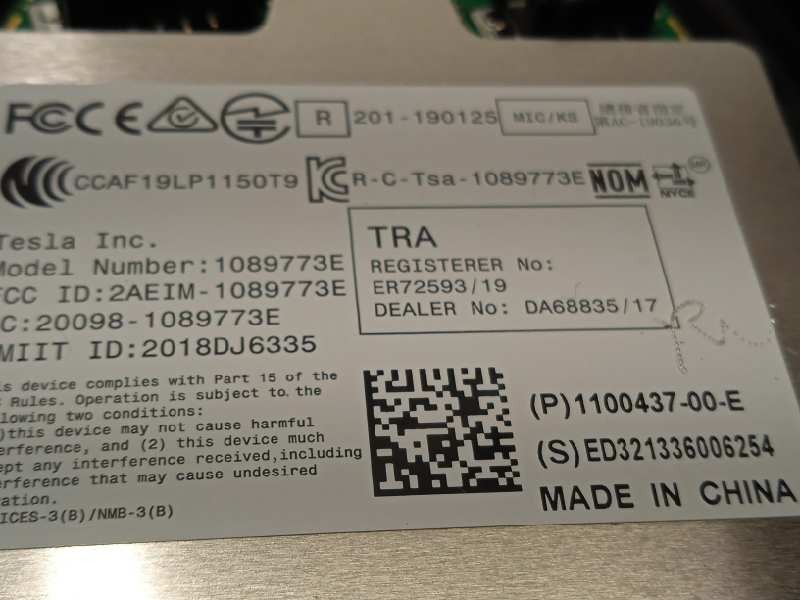 Recambio de embellecedor para tesla model 3 rwd referencia OEM IAM 110925300I  110043700E