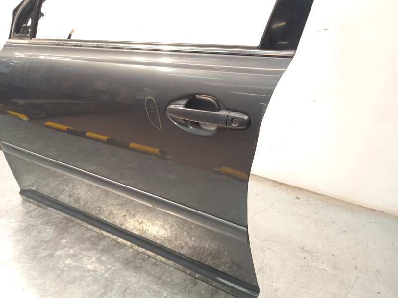 Recambio de puerta delantera izquierda para toyota avensis berlina (t25) 1.8 16v cat referencia OEM IAM 6700205050  