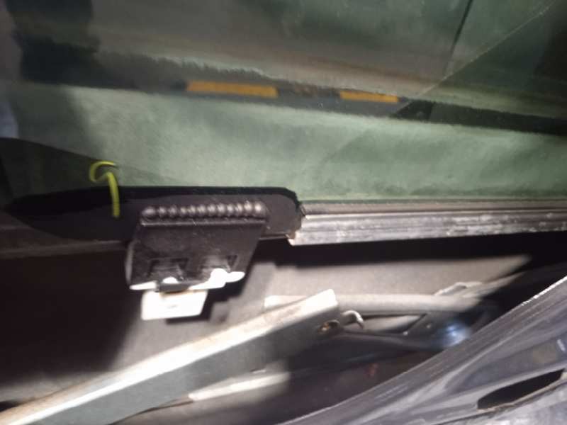 Recambio de puerta delantera izquierda para toyota avensis berlina (t25) 1.8 16v cat referencia OEM IAM 6700205050  