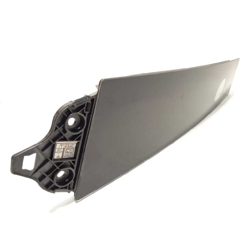 Recambio de embellecedor para tesla model 3 rwd referencia OEM IAM 110925500I  110044100E