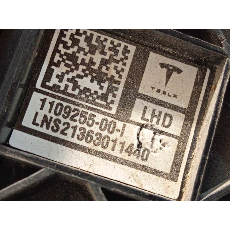 Recambio de embellecedor para tesla model 3 rwd referencia OEM IAM 110925500I  110044100E