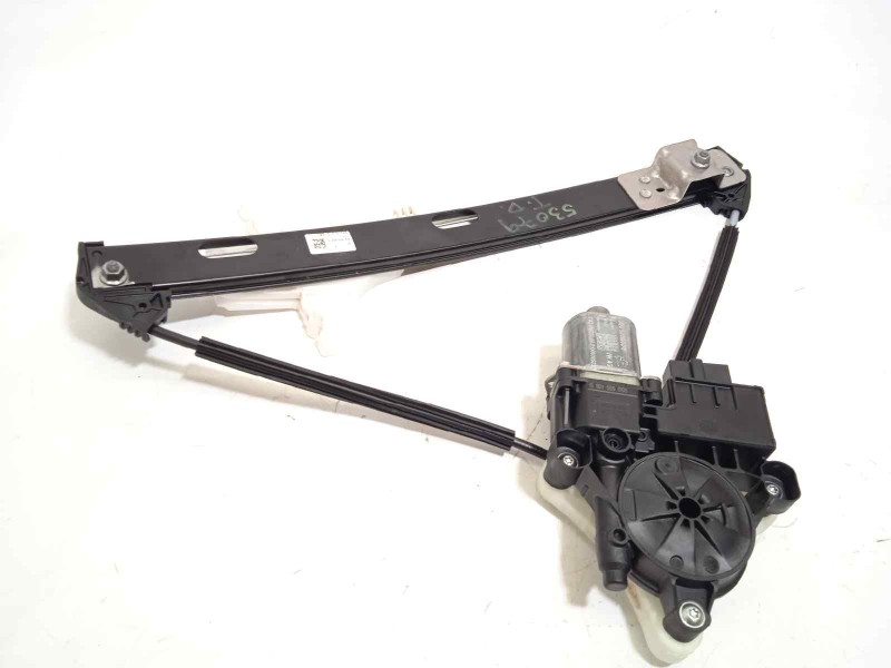 Recambio de elevalunas trasero derecho para seat arona fr referencia OEM IAM 6F0839462D  5Q0959408D