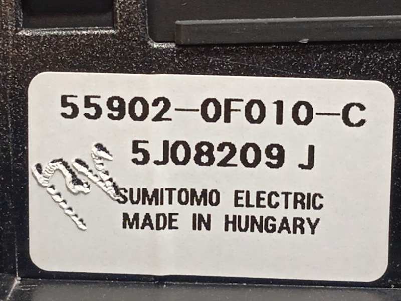 Recambio de mando climatizador para toyota corolla verso (r1) 2.2 d-4d sol referencia OEM IAM 559020F010  559000F030