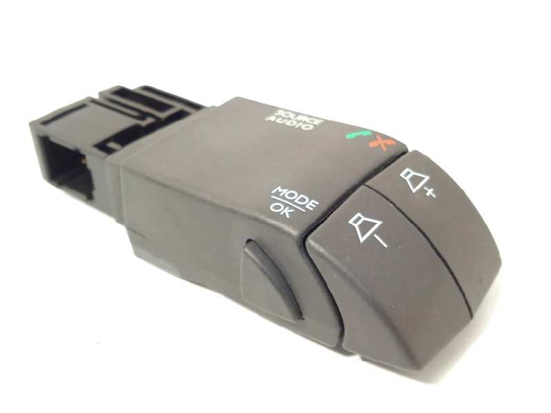 Recambio de modulo electronico para renault clio iv 0.9 tce referencia OEM IAM 255522448R  