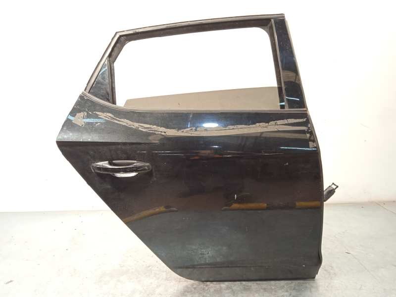 Recambio de puerta trasera derecha para seat leon (5f1) 1.6 tdi referencia OEM IAM 5F4833056  
