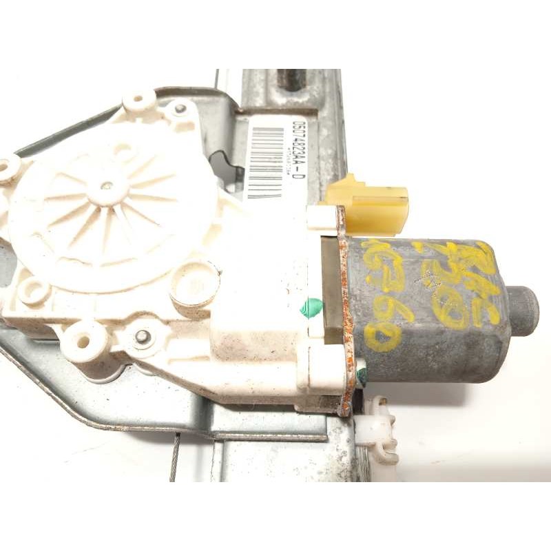 Recambio de elevalunas trasero izquierdo para jeep compass limited referencia OEM IAM 05074823AA  0130822279