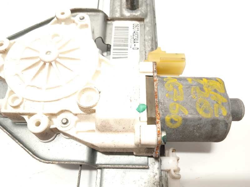 Recambio de elevalunas trasero izquierdo para jeep compass limited referencia OEM IAM 05074823AA  0130822279