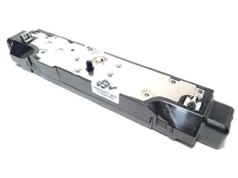 Recambio de antena para tesla model 3 rwd referencia OEM IAM 158560100E  