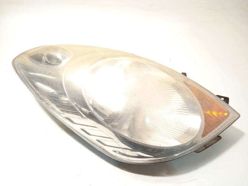 Recambio de faro derecho para nissan note (e11e) tekna referencia OEM IAM 260109U10A  