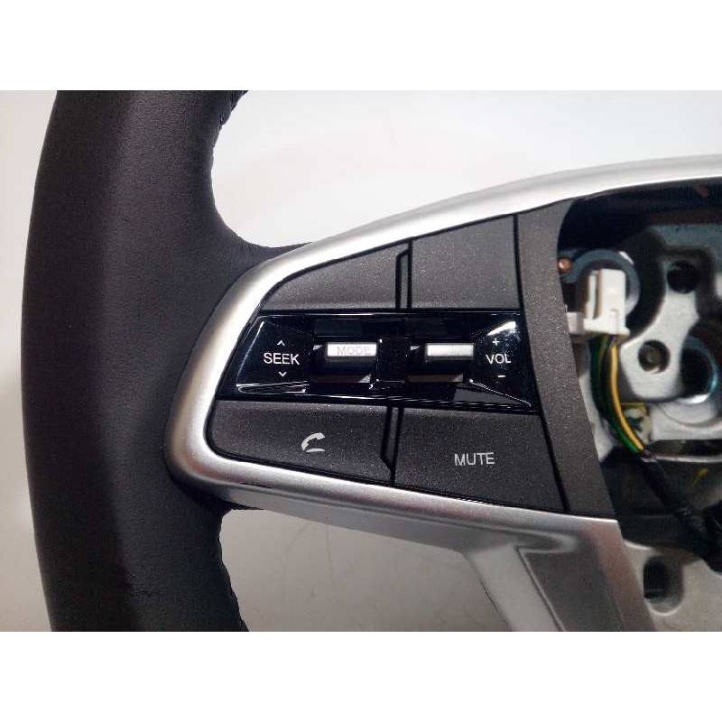 Recambio de volante para ssangyong korando 2.2 td cat referencia OEM IAM NOREF  