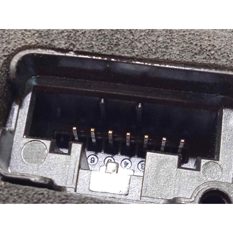 Recambio de cerradura puerta delantera izquierda para seat arona fr referencia OEM IAM 5TC837015D  