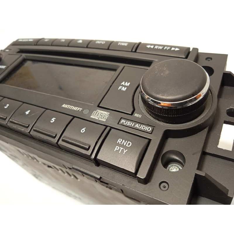 Recambio de sistema audio / radio cd para jeep compass limited referencia OEM IAM P05064067AG  