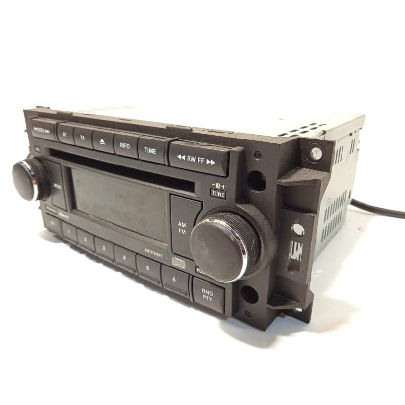 Recambio de sistema audio / radio cd para jeep compass limited referencia OEM IAM P05064067AG  