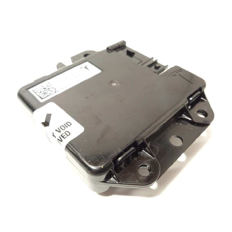 Recambio de modulo electronico para tesla model 3 rwd referencia OEM IAM 165678730A  