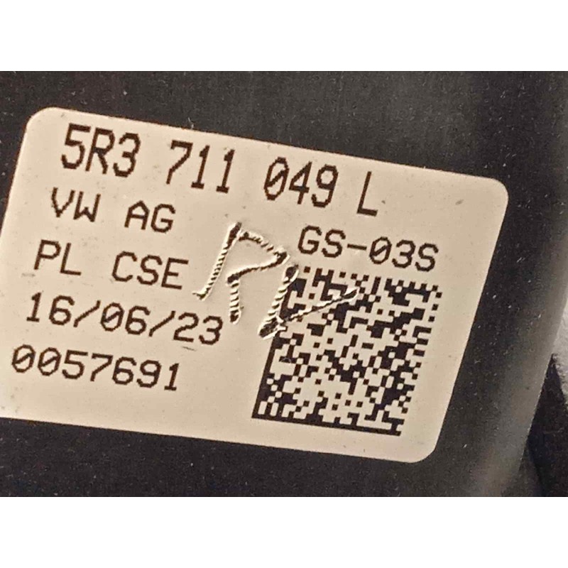 Recambio de palanca cambio para seat arona fr referencia OEM IAM 5R3711049L  