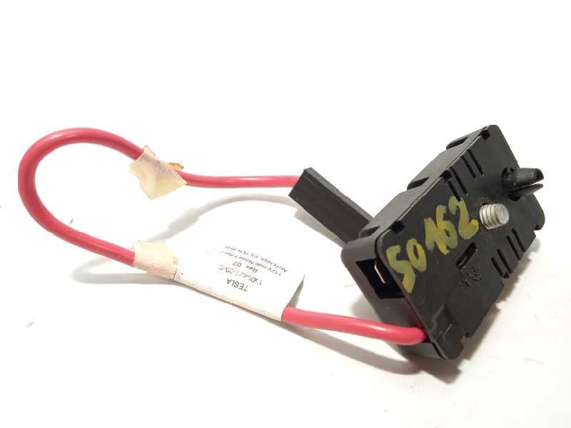 Recambio de antena para tesla model 3 rwd referencia OEM IAM 150942100C  