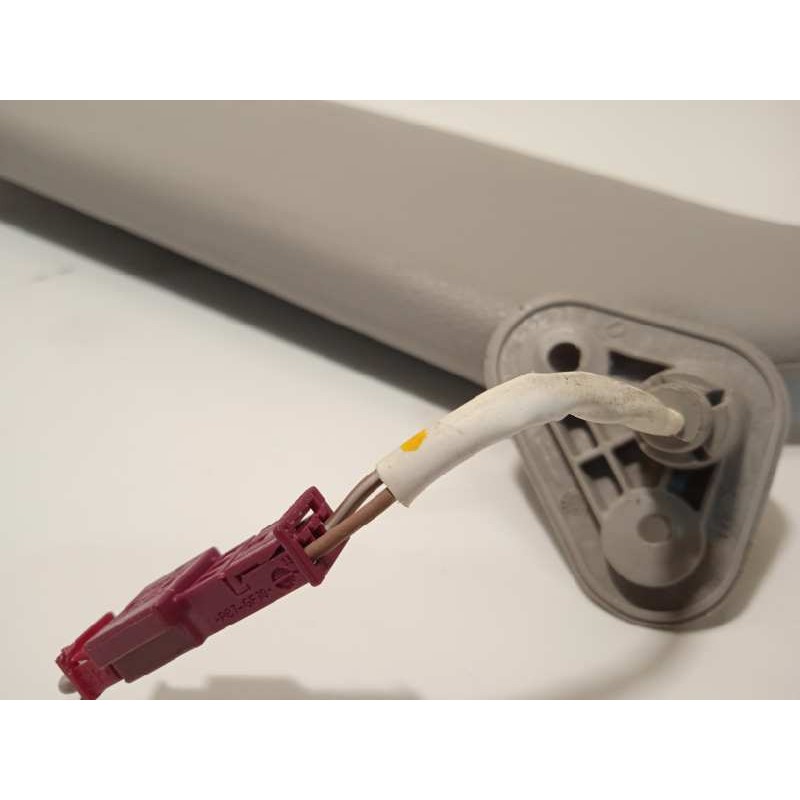 Recambio de parasol derecho para bmw serie 3 coupe (e92) 320d referencia OEM IAM 51167252060  