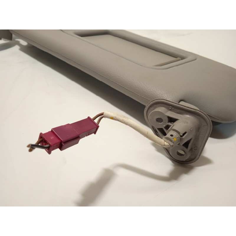 Recambio de parasol izquierdo para bmw serie 3 coupe (e92) 320d referencia OEM IAM 51167252059  