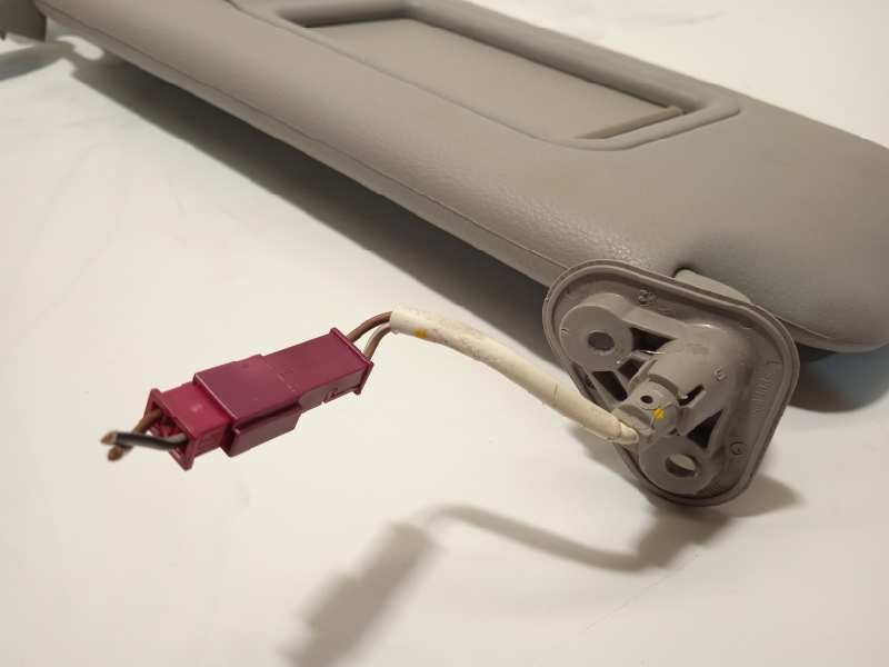 Recambio de parasol izquierdo para bmw serie 3 coupe (e92) 320d referencia OEM IAM 51167252059  