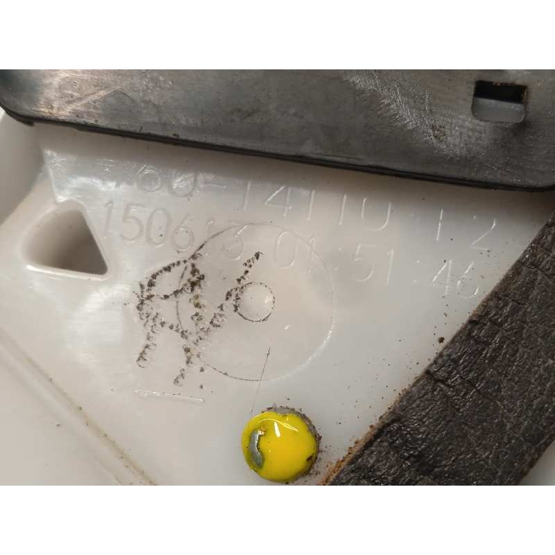 Recambio de cerradura puerta trasera derecha para subaru legacy kombi/outback b14 outback executive referencia OEM IAM T6014110 