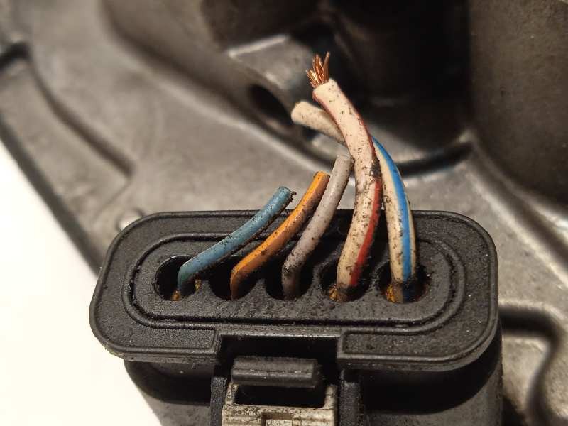 Recambio de caja mariposa para bmw serie 3 coupe (e92) 320d referencia OEM IAM 13547810752  7810752