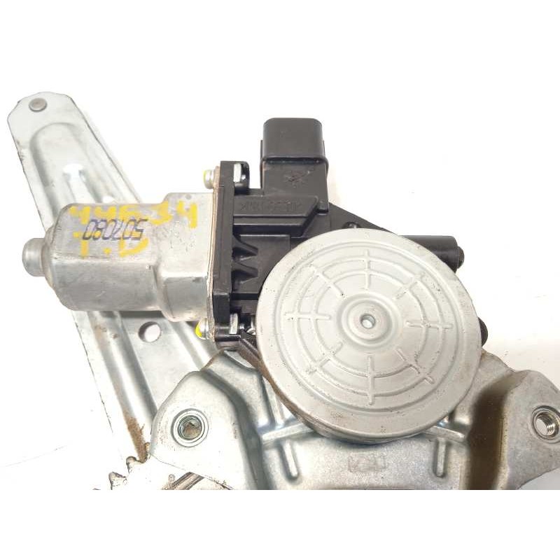 Recambio de elevalunas trasero derecho para subaru legacy kombi/outback b14 outback executive referencia OEM IAM 61042AL000  