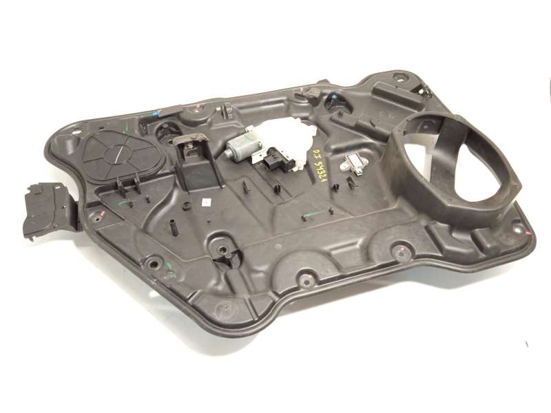 ELEVALUNAS DELANTERO IZQUIERDO 68043729AA 68043735AA 