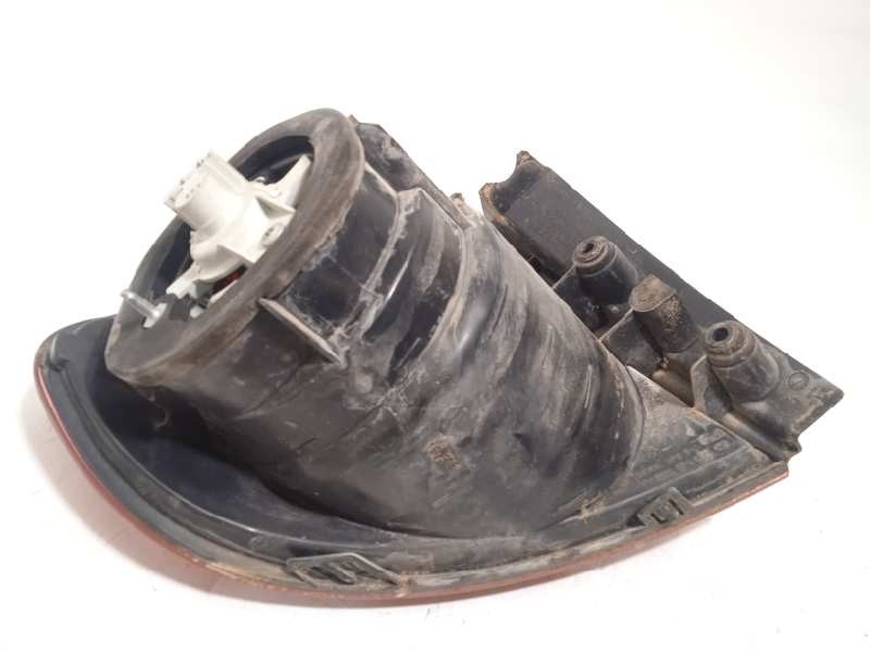 Recambio de piloto trasero derecho para seat altea (5p1) reference referencia OEM IAM 5P0945112  5P0945096D