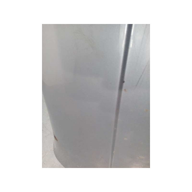 Recambio de aleta delantera derecha para kia carnival ii 2.9 crdi lx referencia OEM IAM 0K55A52111  