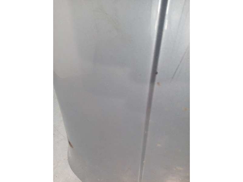 Recambio de aleta delantera derecha para kia carnival ii 2.9 crdi lx referencia OEM IAM 0K55A52111  