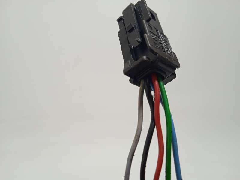 Recambio de retrovisor izquierdo para peugeot 307 berlina (s2) xs + referencia OEM IAM 8149AW  