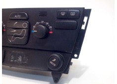 Recambio de mando climatizador para volvo xc70 2.4 diesel cat referencia OEM IAM 30746022   2