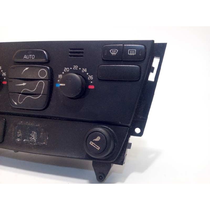 Recambio de mando climatizador para volvo xc70 2.4 diesel cat referencia OEM IAM 30746022  