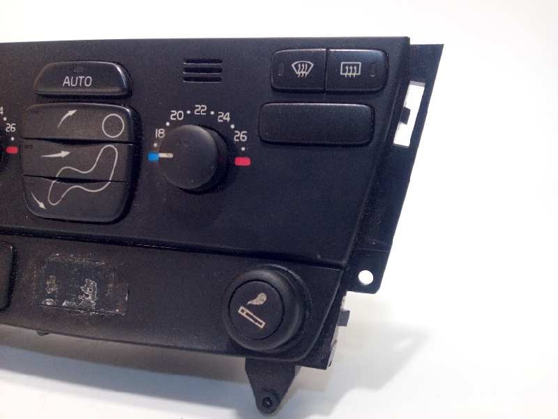 Recambio de mando climatizador para volvo xc70 2.4 diesel cat referencia OEM IAM 30746022  
